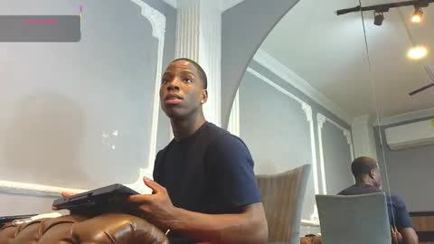 Snapshot of charlesbrown_ chatting on 01.09.26 charlesbrown_ online show from 01.09.26