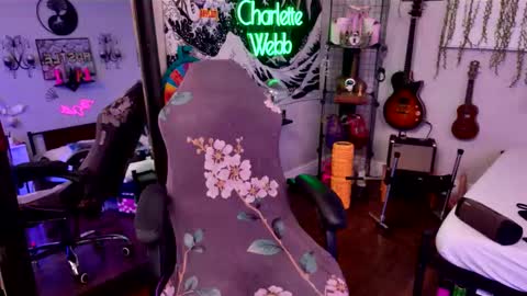 Snapshot of charlette_webb_xxx chatting on 11.17.25 Charlette Webb online show from 11.17.25