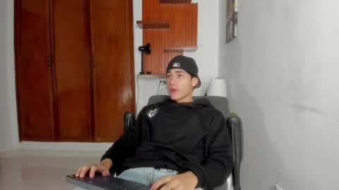 Snapshot of charley_morgan chatting on 02.20.25 charley_morgan online show from 02.20.25