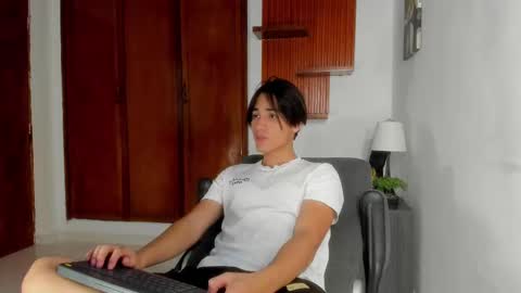 Snapshot of charley_morgan chatting on 02.25.25 charley_morgan online show from 02.25.25