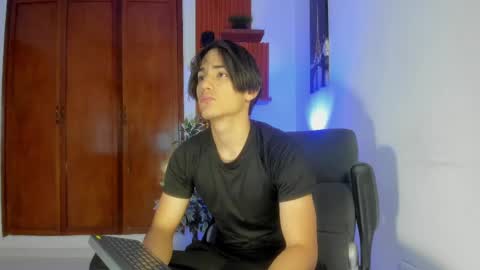 Snapshot of charley_morgan chatting on 03.10.25 charley_morgan online show from 03.10.25