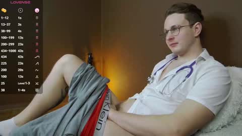 Snapshot of charlie_smiley chatting on 12.01.24 Charlie Smiley online show from 12.01.24