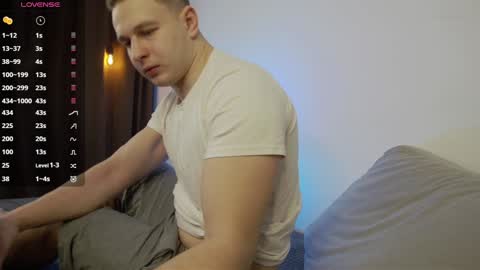 Snapshot of charlie_smiley chatting on 01.26.25 Charlie Smiley online show from 01.26.25