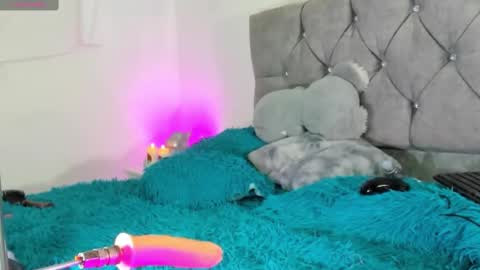 Snapshot of charlie_williams_1 chatting on 09.23.25 CHARLIE online show from 09.23.25