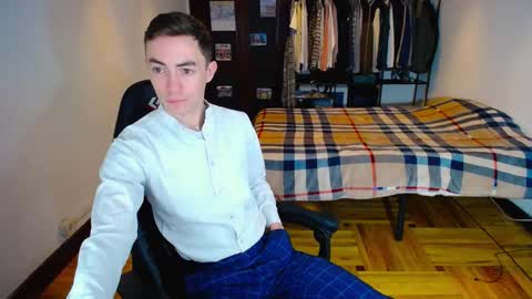 carlos reyes online show from 02.02.25