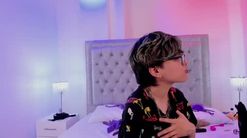 Snapshot of charlietaylorr__ chatting on 01.28.25 Charlie online show from 01.28.25