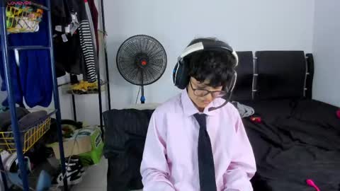 Charlie online show from 05.25.26