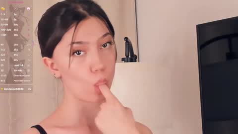 Yumi online show from 02.26.26