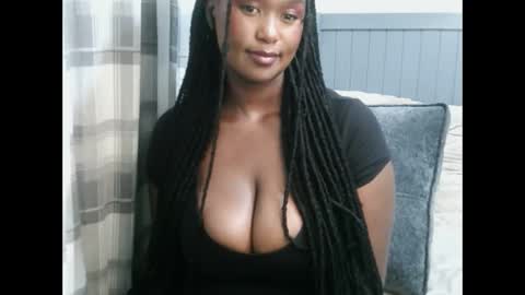 Snapshot of charllette chatting on 05.22.26 charllette online show from 05.22.26