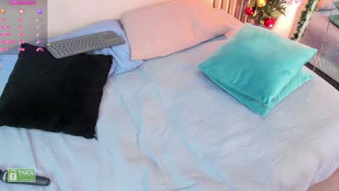 Char 3  Lets go for the 100 Thumb-Up   online show from 12.29.24