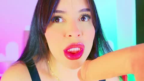 Charloott Evans online show from 11.04.25