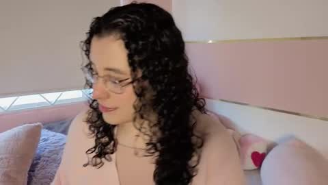Snapshot of charlote__miller chatting on 10.10.25 You honey online show from 10.10.25