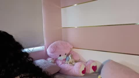 Snapshot of charlote__miller chatting on 10.19.25 You honey online show from 10.19.25