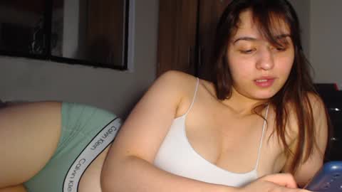 Snapshot of charloth_jones99 chatting on 01.08.25 charlotte online show from 01.08.25