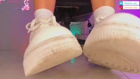 charlotte  grey online show from 10.02.25