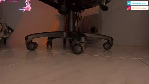 charlotte  grey online show from 10.04.25