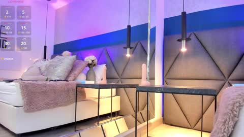 Charlotte online show from 02.10.25