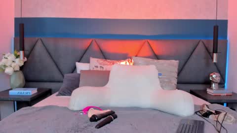 Charlotte online show from 03.01.25