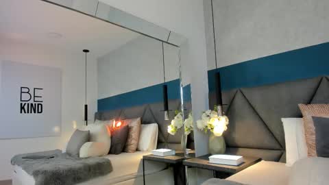 Charlotte online show from 03.06.25