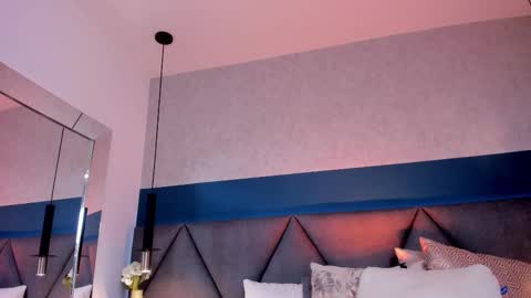 Charlotte online show from 03.08.25