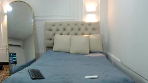 charlottte y dante online show from 12.02.25