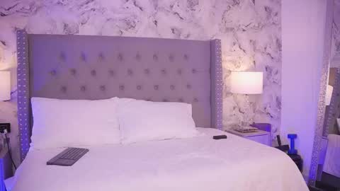 Charlotte online show from 02.07.26