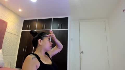 Snapshot of charlotte_icee chatting on 12.17.24 Charlotte Icee online show from 12.17.24