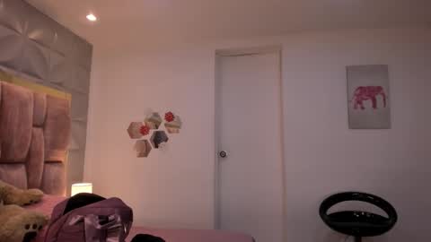 Charlotte Icee online show from 03.02.26