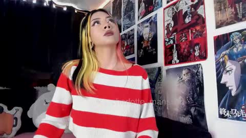 Snapshot of charlotte_mansson chatting on 12.17.25 Charlotte online show from 12.17.25