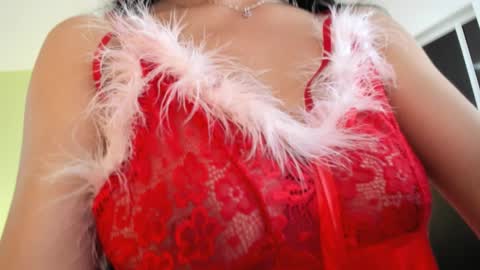 Snapshot of charlotte_rider_ chatting on 11.27.25 charlotte_rider_ online show from 11.27.25