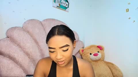 Snapshot of charlotte_walker1 chatting on 03.12.26 charlotte_walker1 online show from 03.12.26