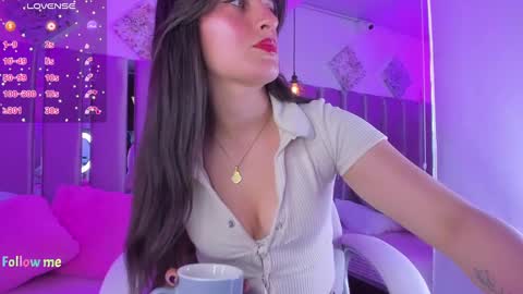 charlotte_walker__ online show from 01.16.25