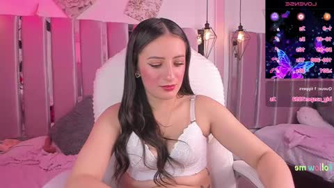 charlotte_walker__ online show from 01.25.25