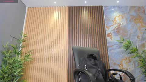 Charlotte  Everyday From 0700 to 1300 Col Time online show from 10.27.25