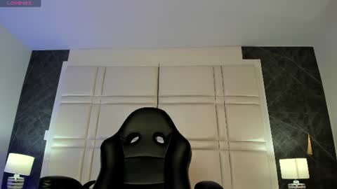 Snapshot of charlotte_whitee1 chatting on 07.27.26 Charlotte Everyday From 0700 to 1300 Col Time online show from 07.27.26