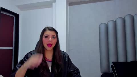 charlottee_starr online show from 11.26.25