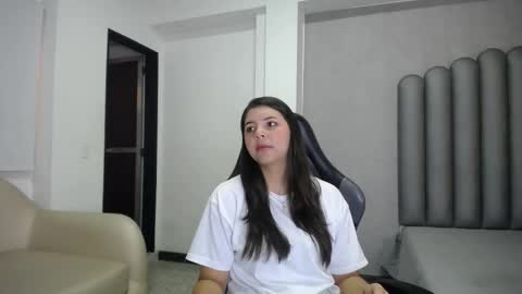 charlottee_starr online show from 12.15.25