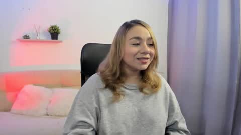 Snapshot of charlottelabouff chatting on 03.26.26 Charlotte online show from 03.26.26