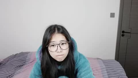 Snapshot of charlottelin chatting on 02.13.25 Charlotte online show from 02.13.25