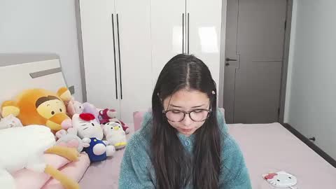 Snapshot of charlottelin chatting on 02.17.25 Charlotte online show from 02.17.25