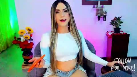 charlotte villorina online show from 04.21.26