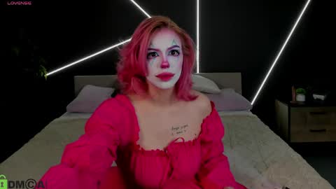 charm_phoebe online show from 04.24.26