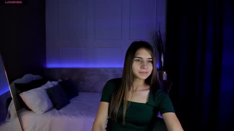 Snapshot of charmbianca chatting on 02.02.25 Bianca online show from 02.02.25