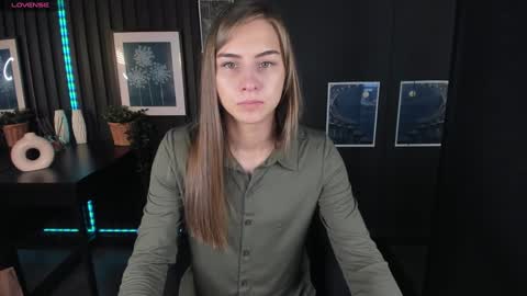 Snapshot of charmbianca chatting on 02.07.25 Bianca online show from 02.07.25