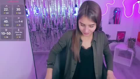 Snapshot of charmbianca chatting on 02.12.25 Bianca online show from 02.12.25