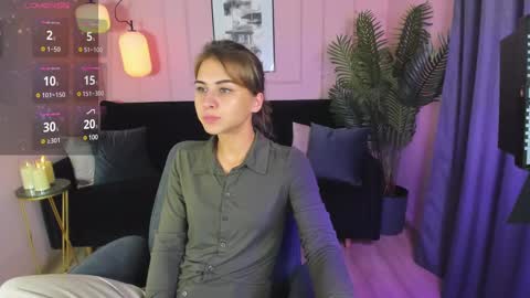 Snapshot of charmbianca chatting on 02.13.25 Bianca online show from 02.13.25