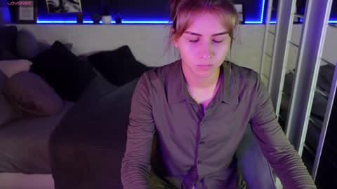 Snapshot of charmbianca chatting on 02.22.25 Bianca online show from 02.22.25