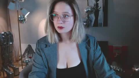 Michelle  online show from 05.03.26