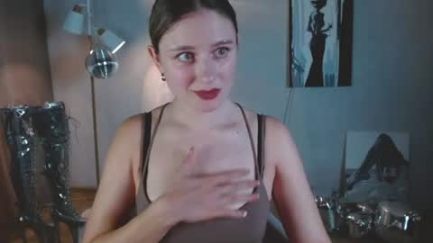Michelle  online show from 07.08.26