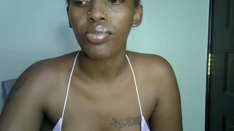 Snapshot of charmingdime chatting on 06.04.26 charmingdime online show from 06.04.26